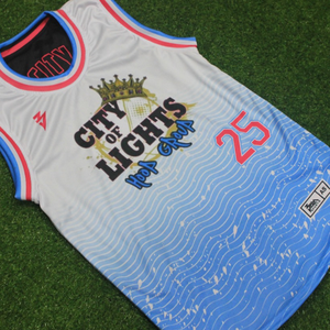 Ensemble de maillots de basket-ball personnalisés pour hommes, uniforme de sport respirant de haute qualité avec option de taille supérieure utilisant la technologie de sublimation - Product Image 4