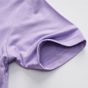 Venta caliente de los hombres Casual de manga corta Camiseta de calidad profesional nuevo verano patrón sólido conjunto de dos piezas al por mayor - Product Image 5