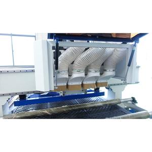 <span class=keywords><strong>ZICAR</strong></span> CR4 <span class=keywords><strong>CNC</strong></span> Machines de découpe Routeur <span class=keywords><strong>CNC</strong></span> Machines de coupe avec lubrificateur automatique pour meubles Sandwich Board Nylon Board - Product Image 3