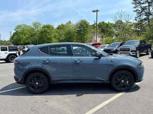 HORNET R T PLUS SUV AWD HYBRID AUTOMATIC DRIVETRAIN 2025 D'OCCASION EN EXCELLENT ÉTAT - Product Image 6