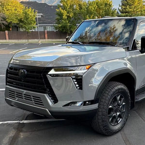 Lexus GX 550 Overtrail+ Plus 2025 d'occasion en excellent état, sans accident, conduite à gauche/droite - Product Image 1