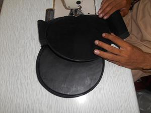 หมวกขนสัตว์เจ้าหน้าที่พร้อมตราและหมวกปักสีขาวแถวเดียว - Product Image 3