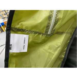 Sac de voyage extérieur personnalisé en polyester, taille 7 pouces, sac à main étanche de haute qualité, fabrication OEM au Vietnam - Product Image 3