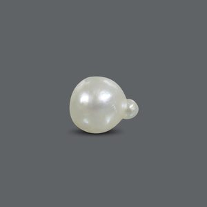 Perle d'eau douce naturelle blanche en forme de bouton pour la fabrication de bijoux (5,85 carats) - Product Image 1