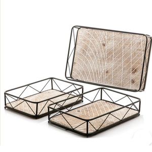 Nouvel arrivage à la recherche d'un plat de service décoration de table de mariage plateau de service de restauration plateaux de service de nourriture fabriqués à la main - Product Image 1