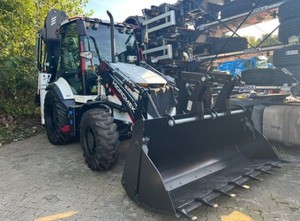 Chargeuse-pelleteuse HYDROMEK 62 SS certifiée CE avec moteur diesel Euro5/EPA à vendre - Product Image 4
