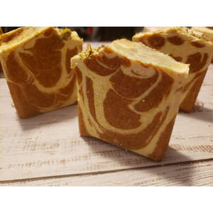 Savon artisanal au curcuma, gingembre et miel 5,5 oz, anti-acné, éclaircissant, savon pour le visage à l'acide kojique - Product Image 1