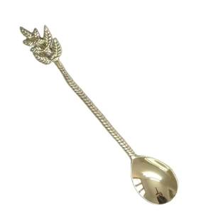 Cuchara hecha a mano de latón con extremo de mango de diseño de estrella para utensilios de cocina, cucharas de cena de Mesa para el hogar y la boda - Product Image 5