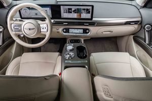 2024 G-e-n-e-s-i-s G V 6 0 Standard FWD bajo kilometraje y precio asequible en stock listo para enviar - Product Image 5