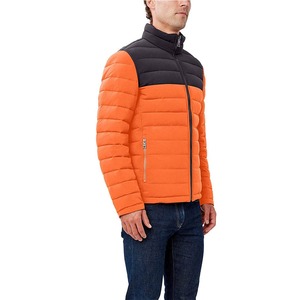 Chaqueta Acolchada Premium de Lona con Capucha y Cuello Alto, Impermeable, Reversible, Estilo Urbano, Personalizable al por Mayor (OEM) - Product Image 5