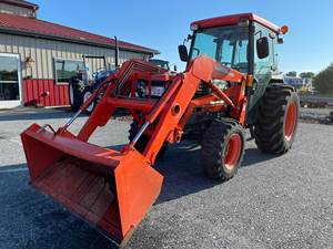 Tracteur à roues d'occasion Kubota L3710 354 heures d'origine Composant moteur de base inclus - Product Image 6