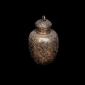 Industrial Quality Handmade <b>Metal</b> <b>Vase</b> in Silver Finished Hot Selling Tabletop Decorative Flower <b>Vase</b> for Living - Product Image 2