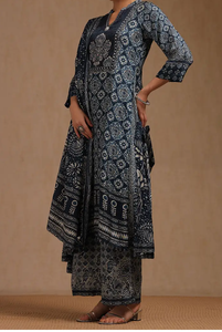 Elegante ropa india y pakistaní viscosa seda azul marino estampado mujeres Kurta Dupatta vestido con traje de ajuste Regular - Product Image 2