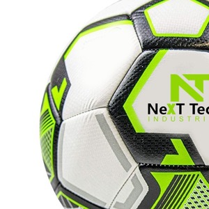 Ballon d'entraînement de football de nouveau style à des fins d'entraînement avec un design personnalisé et un logo personnalisé par Next Tech Industries - Product Image 4