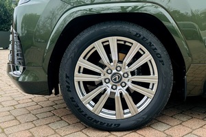 รถยนต์ Lexus LX-570 SUV 4WD ปี 2025 มือสองสภาพดี พร้อมส่ง - Product Image 6