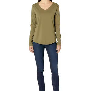 Camiseta de gran tamaño personalizada para mujer, ropa de calle informal, camiseta de moda, camiseta de verano lisa de alta calidad a granel al por mayor OEM - Product Image 4