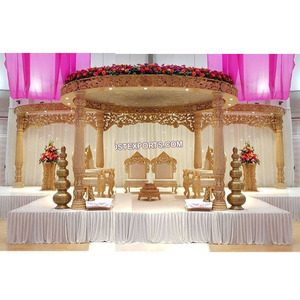 Décoration de mariage gujaratienne, ensemble de mandap en bois Maharaja, magnifique mandap en bois pour mariage hindou, magnifique mandap en bois pour mariages en plein air aux États-Unis - Product Image 1
