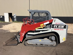 Chargeuse compacte sur chenilles Takeuchi TL6R avec moteur diesel Kubota, hydraulique d'origine, boîte de vitesses PLC et roulement de moteur haute performance - Product Image 3
