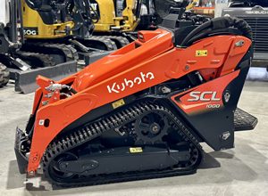 Kubota 4WD SCL1000รถตักขนาดเล็กแบบยืนบนรถตักขนาดเล็กด้านหน้ามีขนาดกะทัดรัดส่วนประกอบแกนเครื่องยนต์ ASV - Product Image 2