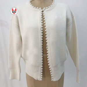 Suéteres Universitarios de Punto con Botones, Dos Tonos, con Parches de Chenilla para Hermandades y Fraternidades Femeninas, Venta al Por Mayor en EE. UU., OEM - Product Image 5