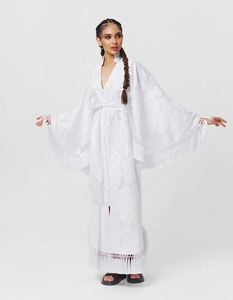 Haute qualité femmes Offre Spéciale brodé ukrainien longue robe Floral ballon manches col en v gland tenue de club Ukraine robe ethnique - Product Image 4