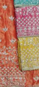 Costumes brodés à la main non cousus de créateur moderne pour femmes Fêtes de style traditionnel indien tendance - Product Image 3