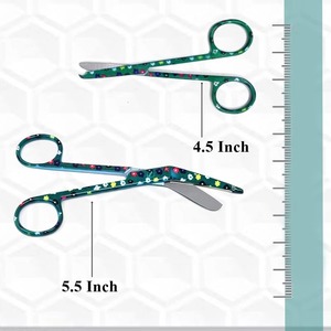 Juego de 2 Tijeras para Vendajes de 5.5 Pulgadas, Tijeras para Suturas de 4.5 Pulgadas, Acero Inoxidable Manual, Patrones Coloridos de Cebra Roja, Certificación CE Clase II - Product Image 4