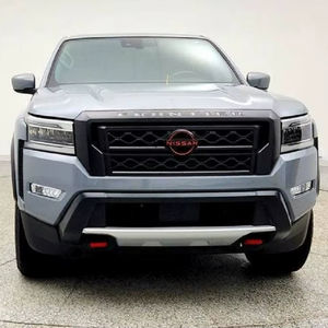 Nissan Frontier PRO-X Pickup Truck d'occasion 2024, conduite à gauche, sièges en cuir, caméra de recul, phares au xénon, écran tactile, 5 places - Product Image 1