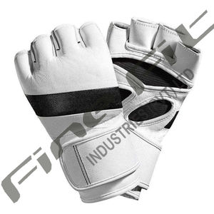 Gants MMA en cuir de qualité supérieure à forte demande entraînement de boxe professionnelle peau de vache demi-doigt meilleur prix conception de marque privée - Product Image 1