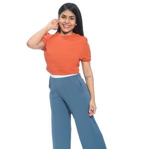 T-shirt décontracté à manches courtes en tricot gaufré orange élégant pour femmes en mélange de polyester léger doux et respirant - Product Image 5