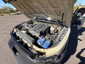 Toyota FJ Cruiser Trail Teams Edición Especial 2010 Usado, Motor V6, Tracción 4x4, Diferencial Trasero Bloqueable, Modificaciones Todoterreno - Product Image 6