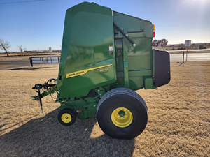 Meilleures ventes 2024 : Presse à balles ronde John Deere 561M à vendre - Product Image 2