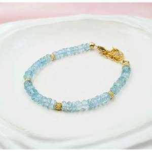 Bracelet en argent sterling 925 plaqué or 18 carats avec aquamarine, cadeau - Product Image 1