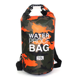 Sac à dos étanche en PVC à enroulement personnalisé, idéal pour les aventures en kayak et les activités de plein air - Product Image 3