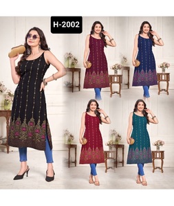 Kurtis en rayonne lourde les plus beaux vêtements décontractés et de festival avec motif imprimé en feuille d'or et de couleur avec grande taille disponible - Product Image 1