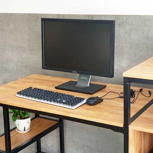 Escritorio de ordenador con estantería 160x60cm Marco de hierro de madera de caucho para oficinas en casa y salas de estudio BLV031 - Product Image 4