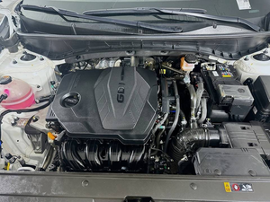 Usado 2024 Hyun Dal Sa nta Cruz SEL 4dr Crew Cab SB 2.5L 4cyl 8A muy limpio - Product Image 3