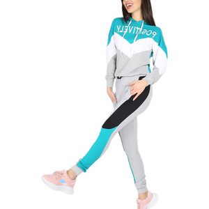 Nuevo OEM personalizado de invierno con capucha sólido Casual 2 piezas conjunto de chándales en blanco para las mujeres con estilo de longitud completa chándal - Product Image 5