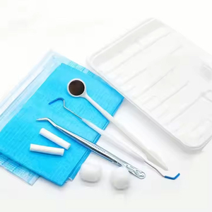 ชุดเครื่องมือทันตกรรมแบบใช้มือ 4 ชิ้น Ariston International ผลิตจากเหล็กเกรดทางการแพทย์ ได้รับการรับรองมาตรฐาน CE ประกอบด้วยที่ขูดฟัน กระจกตรวจช่องปาก และอุปกรณ์ผ่าตัด - Product Image 5