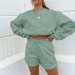 Conjuntos de pantalones cortos de lana demandados por el cliente de la mejor calidad, chándal de 2 piezas con logotipo personalizado OEM de corte perfecto de estilo único con logotipo - Product Image 3