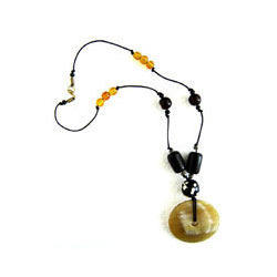 Nuevo collar con colgante de cuerno de Venta caliente de moda para mujeres, niñas y hombres hecho a mano de cuerno de búfalo Natural por glowin fashion - Product Image 2