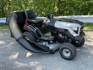เครื่องตัดหญ้าแบบนั่งขับรุ่นใหม่ล่าสุด Petrol Murray MT100 ขนาด 42 นิ้ว |   เครื่องตัดหญ้าสำหรับใช้ในเชิงพาณิชย์และที่อยู่อาศัย - Product Image 2