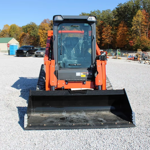 2024 Kubota SVL75-3 Skid Steer haut débit hydraulique caméra de recul commandes pilotes 6ft attache rapide seau 16 pouces pistes en caoutchouc - Product Image 3