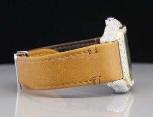 Cadran carré haut de gamme avec lunette en diamant et cadran uniquement VVS Quality Lab Grown CVD watch avec ceinture en cuir tendance montre classique - Product Image 4