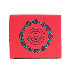 Taza Frida Kahlo Passion, Pintada a Mano, Diseño Moderno, Apta para Lavavajillas y Microondas, Gres Chapado en Oro para Presentaciones - Product Image 4