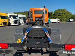 Camión Diésel 4x4 Usado de Servicio Pesado con Transmisión Automática y Sistema Hidráulico, Estándar de Emisiones Euro 6 - Product Image 4