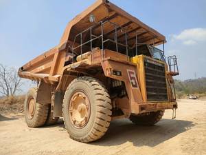 (Usagé : PRIX NÉGOCIALE) Camion benne lourd KOMATSU HD785-3 / Capacité de charge : > 50T / Poids du camion : 31000 kg / Poids brut : 53860 kg - Product Image 2