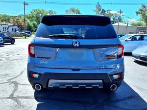 Meilleures voitures d'occasion de luxe 2022 CT4 V Blackwing Fleetwood automatiques avec intérieur en cuir et jantes en alliage d'aluminium R18 - Product Image 5