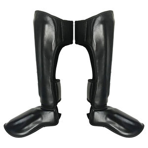 Espinilleras de boxeo de cuero y espinilleras de fútbol para hombres y mujeres con diseño protector y duradero Espinilleras personalizadas - Product Image 1