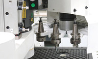 HUAHUA SKG-812Z 1325 Machine d'emboîtement de routeur CNC en bois avec étiquetage automatique